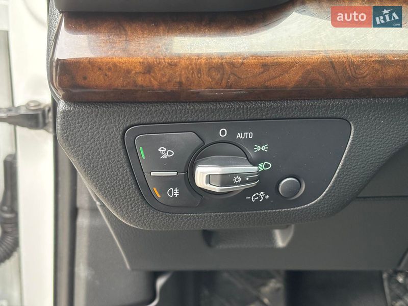 Внедорожник / Кроссовер Audi Q5 2019 в Львове