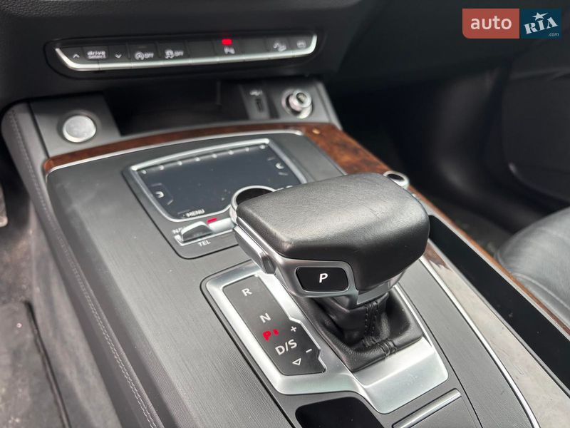 Внедорожник / Кроссовер Audi Q5 2019 в Львове