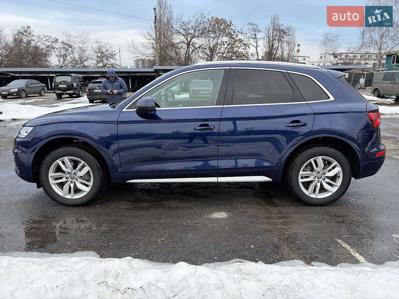 Внедорожник / Кроссовер Audi Q5 2020 в Кременчуге