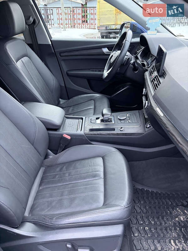 Внедорожник / Кроссовер Audi Q5 2020 в Кременчуге