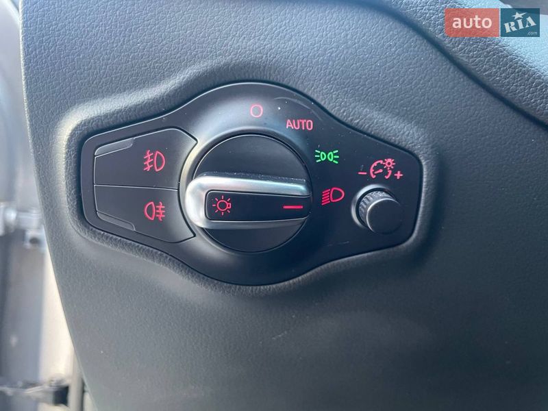 Позашляховик / Кросовер Audi Q5 2017 в Києві фото 23 Позашляховик / Кросовер Audi Q5 2017 в Києві