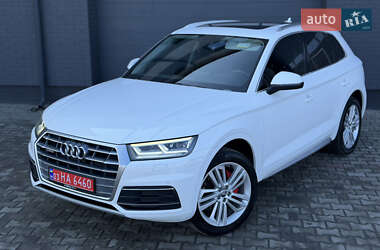 Позашляховик / Кросовер Audi Q5 2018 в Луцьку