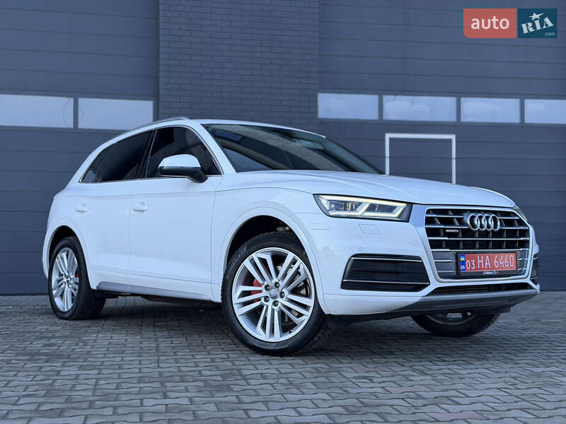 Позашляховик / Кросовер Audi Q5 2018 в Луцьку