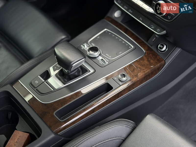 Позашляховик / Кросовер Audi Q5 2018 в Луцьку фото 38 Позашляховик / Кросовер Audi Q5 2018 в Луцьку