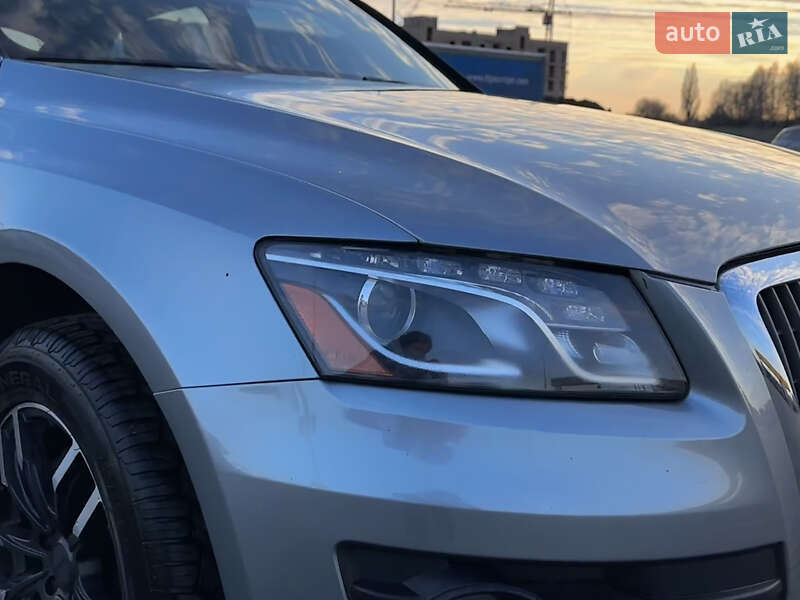 Позашляховик / Кросовер Audi Q5 2011 в Луцьку