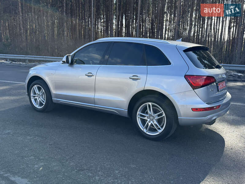 Позашляховик / Кросовер Audi Q5 2016 в Ковелі