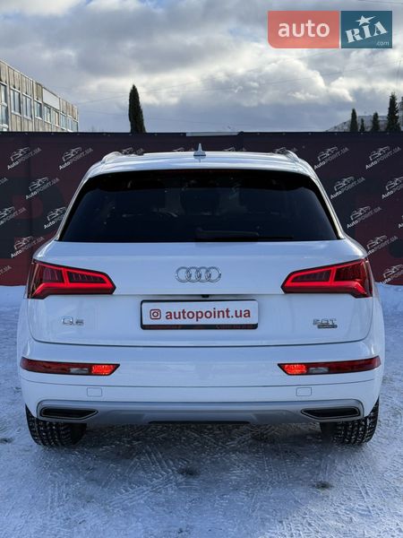 Внедорожник / Кроссовер Audi Q5 2018 в Сумах