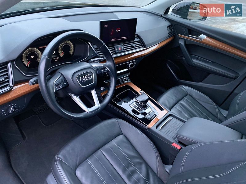 Позашляховик / Кросовер Audi Q5 2020 в Луцьку