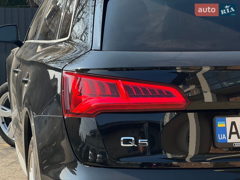 Позашляховик / Кросовер Audi Q5 2017 в Ужгороді фото 17 Позашляховик / Кросовер Audi Q5 2017 в Ужгороді