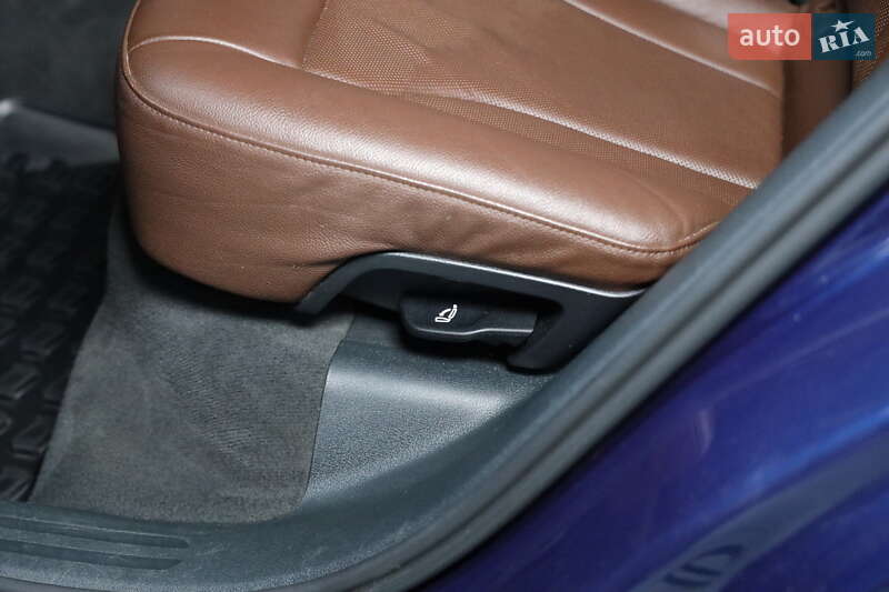 Позашляховик / Кросовер Audi Q5 2016 в Луцьку