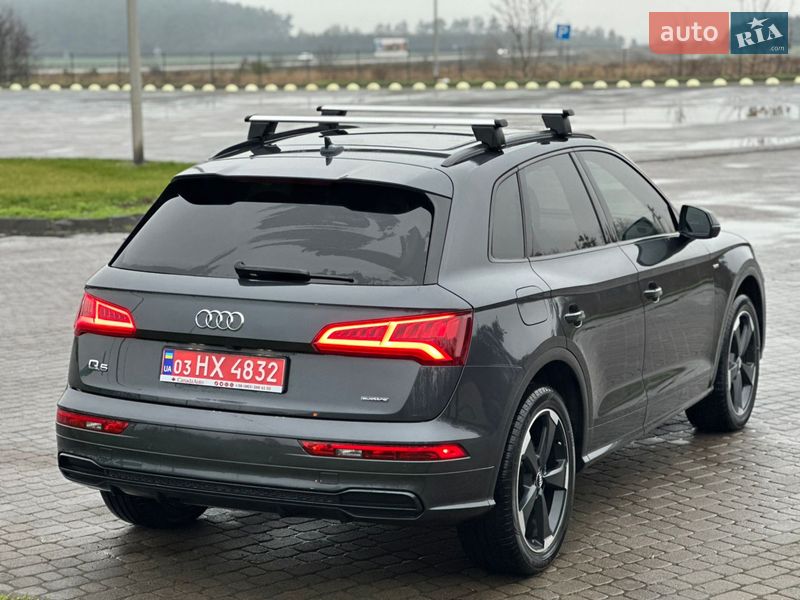 Внедорожник / Кроссовер Audi Q5 2019 в Ровно