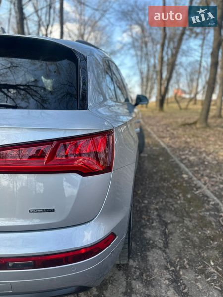 Внедорожник / Кроссовер Audi Q5 2019 в Калуше