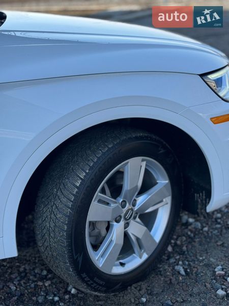 Позашляховик / Кросовер Audi Q5 2018 в Самборі