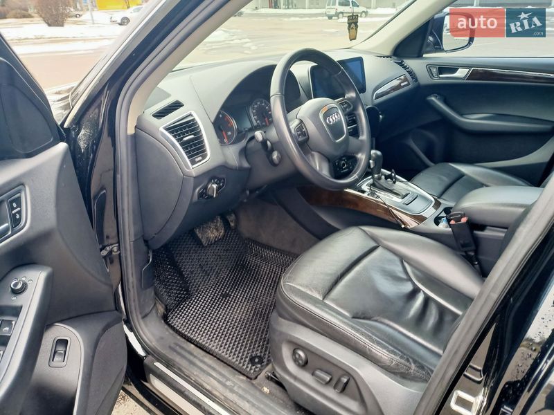Позашляховик / Кросовер Audi Q5 2011 в Кременчуці