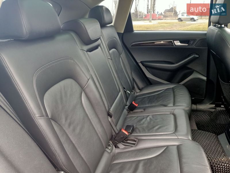 Позашляховик / Кросовер Audi Q5 2011 в Кременчуці