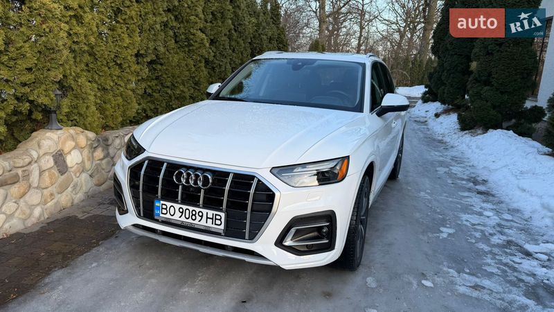 Внедорожник / Кроссовер Audi Q5 2021 в Тернополе