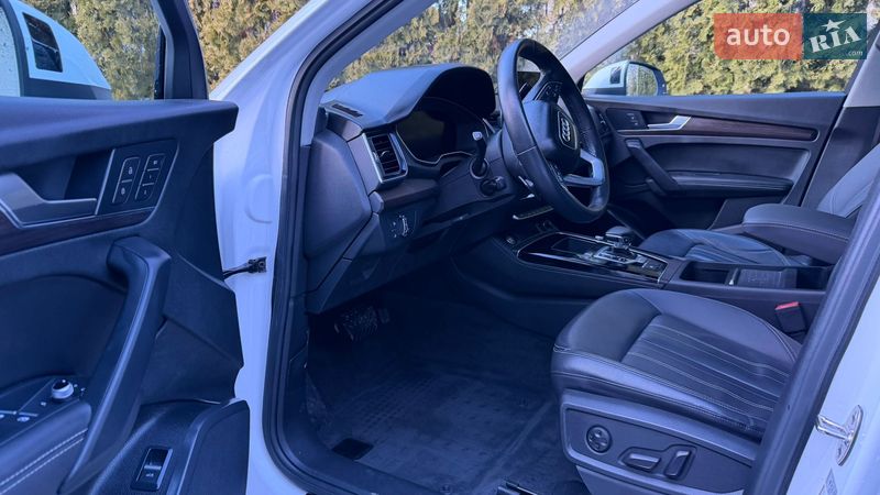 Внедорожник / Кроссовер Audi Q5 2021 в Тернополе