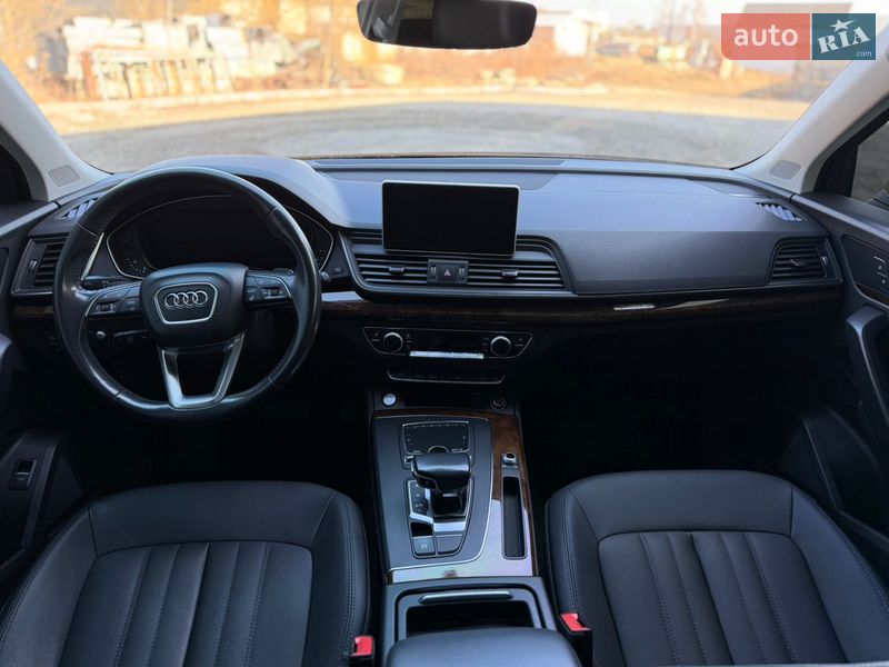 Внедорожник / Кроссовер Audi Q5 2017 в Львове