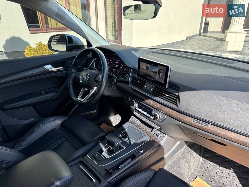 Внедорожник / Кроссовер Audi Q5 2018 в Стрые