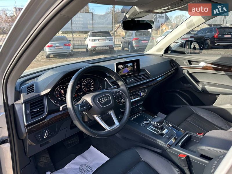 Внедорожник / Кроссовер Audi Q5 2018 в Львове