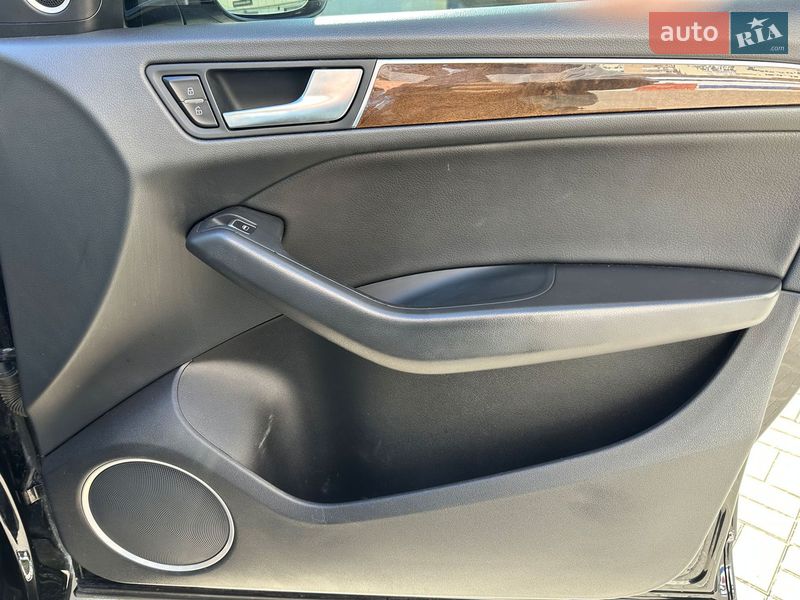 Внедорожник / Кроссовер Audi Q5 2016 в Одессе