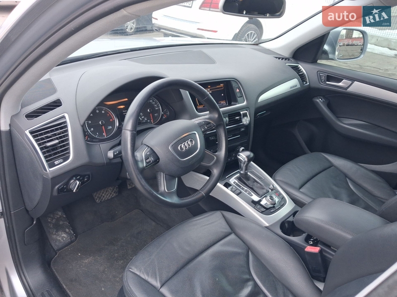 Позашляховик / Кросовер Audi Q5 2015 в Києві