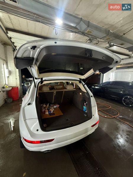 Внедорожник / Кроссовер Audi Q5 2015 в Яремче