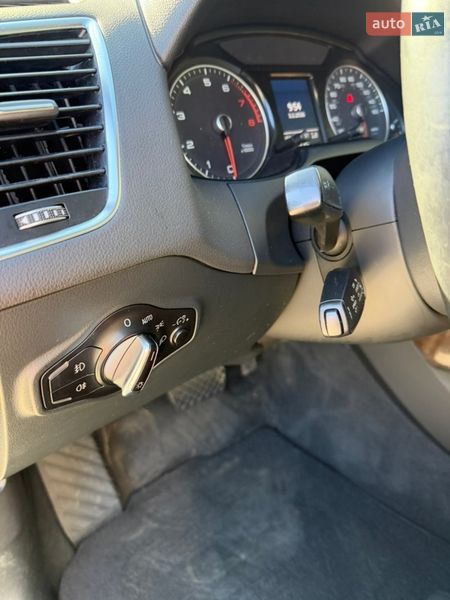 Внедорожник / Кроссовер Audi Q5 2015 в Ужгороде