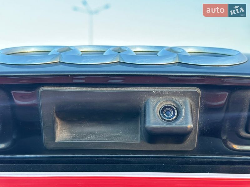 Позашляховик / Кросовер Audi Q5 2016 в Львові