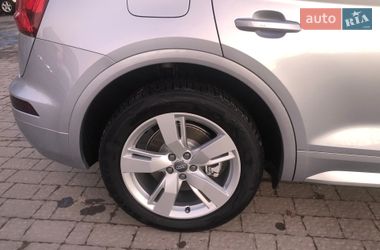 Внедорожник / Кроссовер Audi Q5 2017 в Ивано-Франковске