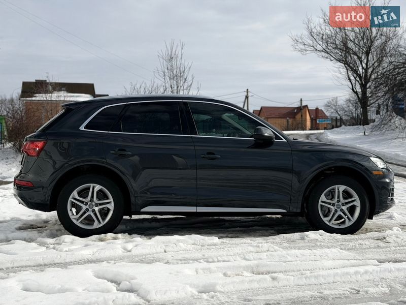 Позашляховик / Кросовер Audi Q5 2018 в Сумах