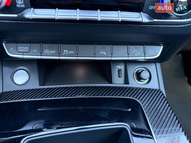 Позашляховик / Кросовер Audi Q5 2023 в Бориславі