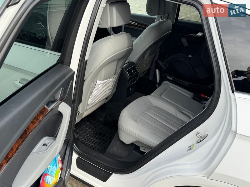 Внедорожник / Кроссовер Audi Q5 2017 в Львове