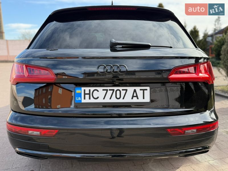 Позашляховик / Кросовер Audi Q5 2017 в Стрию