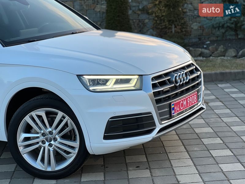 Позашляховик / Кросовер Audi Q5 2018 в Стрию