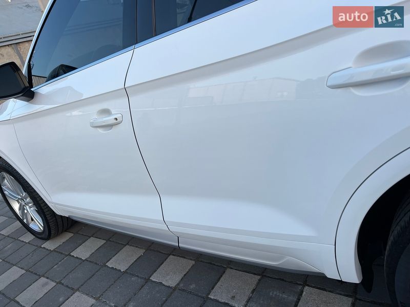 Позашляховик / Кросовер Audi Q5 2018 в Стрию