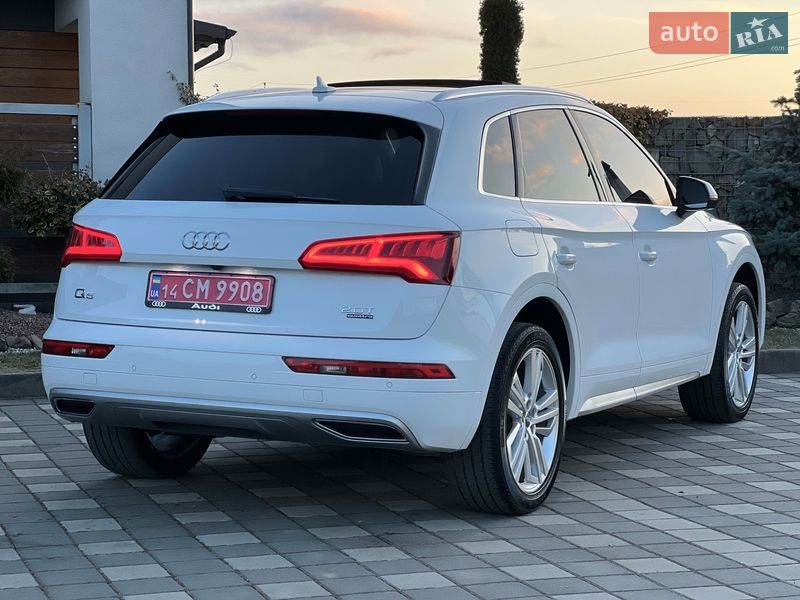 Позашляховик / Кросовер Audi Q5 2018 в Стрию