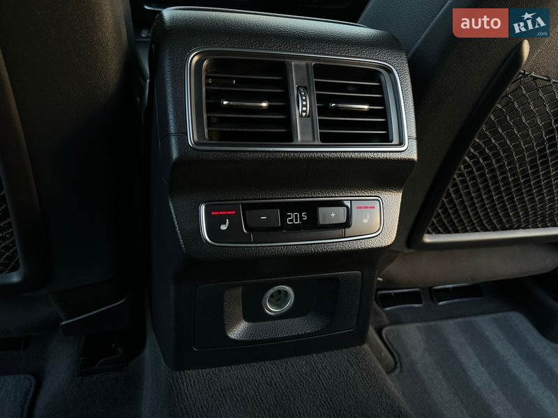 Позашляховик / Кросовер Audi Q5 2018 в Стрию