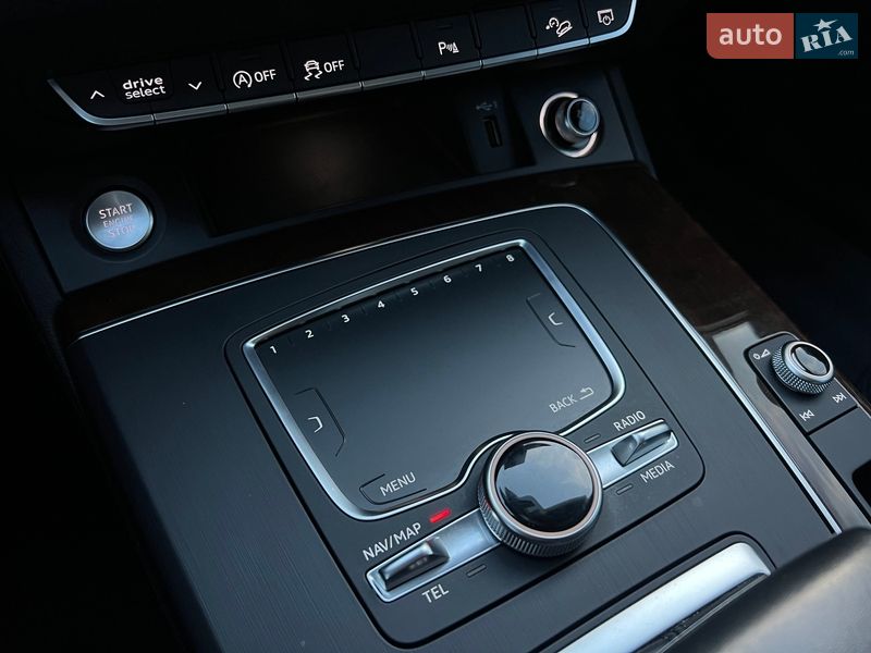 Позашляховик / Кросовер Audi Q5 2018 в Стрию