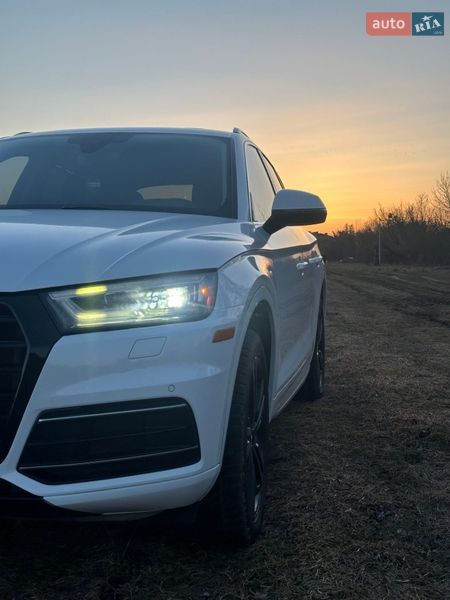 Внедорожник / Кроссовер Audi Q5 2018 в Луцке