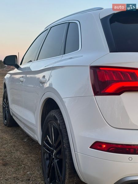 Внедорожник / Кроссовер Audi Q5 2018 в Луцке