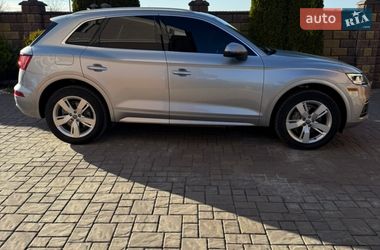 Внедорожник / Кроссовер Audi Q5 2017 в Ровно фото 16 Внедорожник / Кроссовер Audi Q5 2017 в Ровно