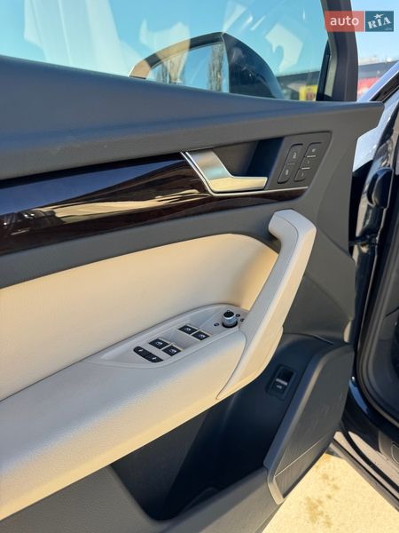 Внедорожник / Кроссовер Audi Q5 2019 в Киеве