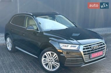 Позашляховик / Кросовер Audi Q5 2019 в Києві