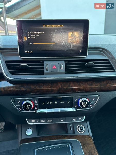 Внедорожник / Кроссовер Audi Q5 2017 в Ратным