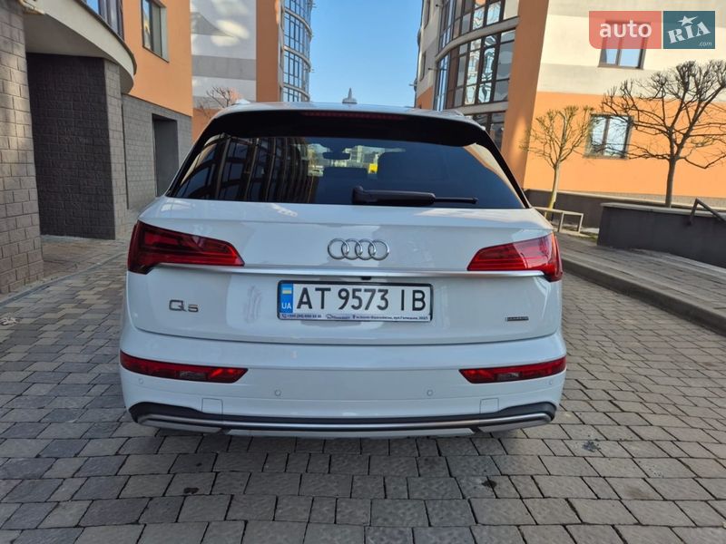Внедорожник / Кроссовер Audi Q5 2022 в Ивано-Франковске фото 20 Внедорожник / Кроссовер Audi Q5 2022 в Ивано-Франковске