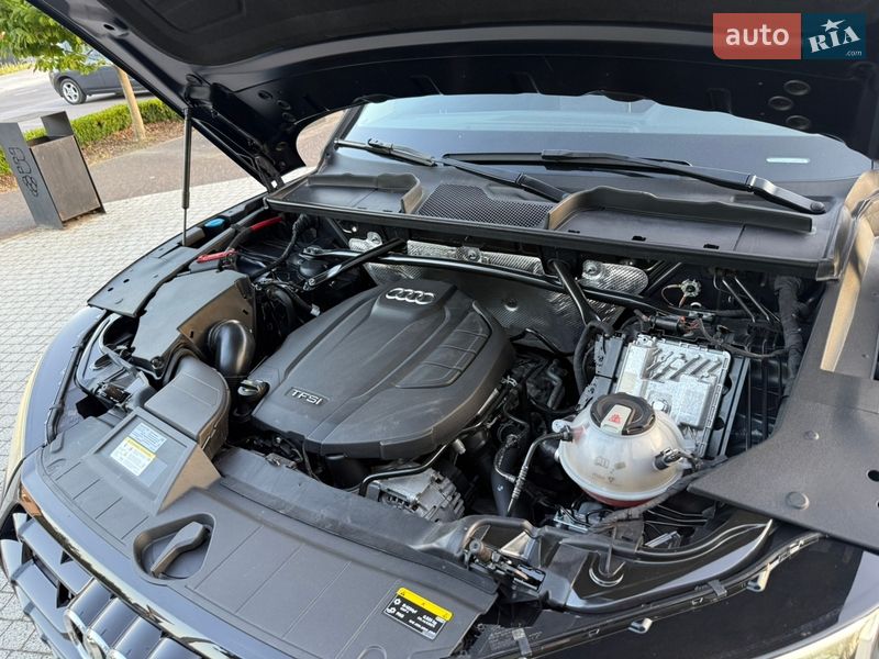 Внедорожник / Кроссовер Audi Q5 2020 в Львове