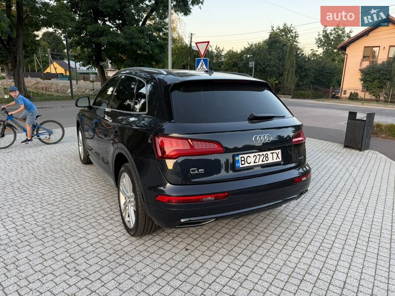Внедорожник / Кроссовер Audi Q5 2020 в Львове