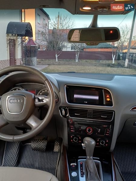 Позашляховик / Кросовер Audi Q5 2011 в Івано-Франківську