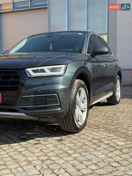 Внедорожник / Кроссовер Audi Q5 2018 в Луцке